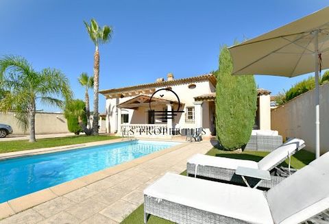 Very pleasant neo-Provençal style villa, built on 2 levels, quiet, although located near the center of Pradet, close to shops and only a few minutes from the nearest beaches. The villa benefits from a beautiful swimming pool in a completely fenced ga...