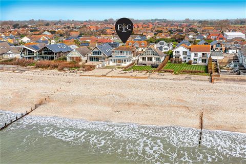 With direct beach access, this stunning property offers enviable seaside living whether you are looking for a main home or holiday retreat. Welcome to your dream coastal retreat. This stunning property offers enviable seaside living with accommodatio...