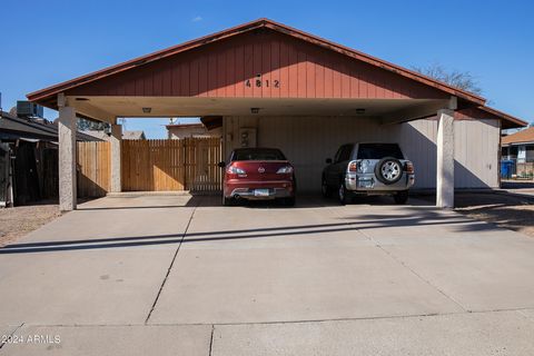 TRIPLEX - Fully occupied! Great opportunity for investment or owner occupied. All three units are 2 bedrooms, 1 bathroom, with 1 parking space and plenty of street parking. Tenants are currently month-to-month leases and paying below market value. Hi...