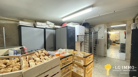 LG IMMO vous propose à la vente un fond de commerce Boulangerie / Pâtisserie / Snacking avec une superficie de 159 m2 composé d'un laboratoire boulangerie de 60m2, un laboratoire pâtisserie de 18m2, une arrière-boutique et garage de 19m2, une cour co...