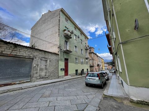 The penthouse for sale is located in Calangianus and is in good condition, ready to be inhabited, except for any restoration works to be carried out. Located on the attic floor of a small three-storey building, it was built way back in 1963 but has b...