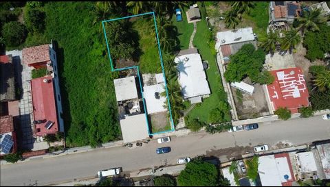 About 85 Luis Echeverria Casita Consuelo Welcome to your opportunity to own a fixer upper property located in the charming coastal town of Lo de Marcos Nayarit. This property boasts great potential featuring 2 bedrooms and 1.5 bathrooms all on a sing...