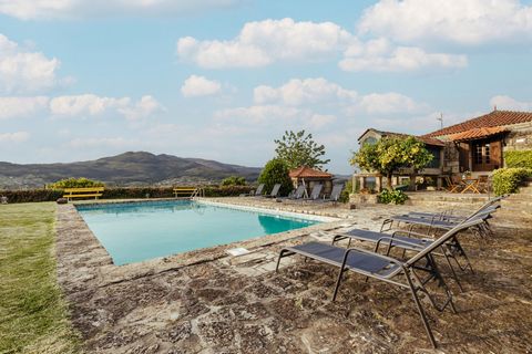 Alambique II is one of the 6 fully equipped apartments of Quinta Santo António, a Rural Tourism farm, located in the northwest of Portugal, with a fantastic swimming pool and gardens, shared by the guests, of which you may enjoy incredible views of M...