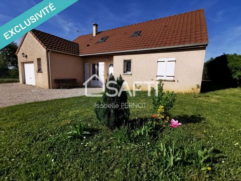 Located in Villeneuve-Saint-Salves (89230), 10 km from Auxerre, this charming suburban residence of approx. 127 m² is a true haven of peace in the countryside, offering a peaceful living environment. House built in 2006 on a plot of 700 m². The exter...