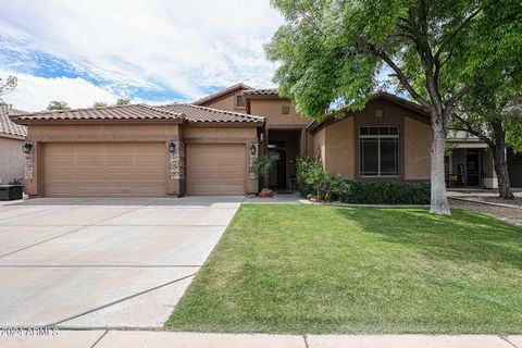 THE ONE YOU'VE BEEN WAITING FOR!  Welcome to your dream home nestled in the heart of Gilbert! This single-level gem boasts a spacious resort-style backyard, making it the ultimate oasis in the city. Immaculately maintained. Conveniently located mere...