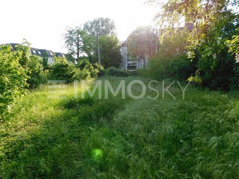 Zonnig, hoekperceel, goede infrastructuur en fantastisch rustig! Dit belooft kwaliteit van leven en ontspanning - dit zijn slechts enkele HOOGTEPUNTEN van deze woning. Maak uw droom van het bezitten van uw eigen huis waar op een van de meest gewilde ...