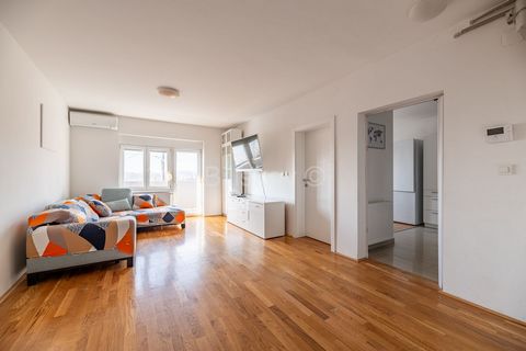 www.biliskov.com ID: 14908Črnomerec, Kustošija, SrednjakA beautiful four-room apartment with a total gross area of 113 m² is located on the elevated ground floor of a residential building constructed in 2018. The net usable area of the apartment is 7...