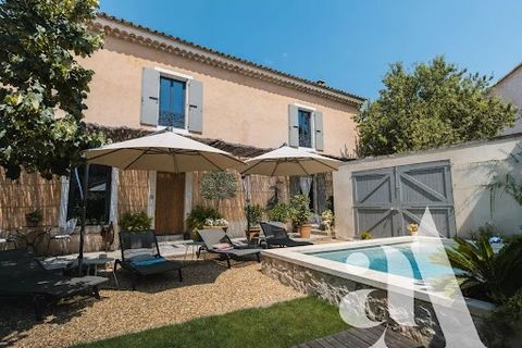 For sale in Oppède. Set in a peaceful location in the heart of the village , this charming 18th-century house has been completely renovated to a very high standard using the finest materials, creating a fine balance between modernity and old-world ch...