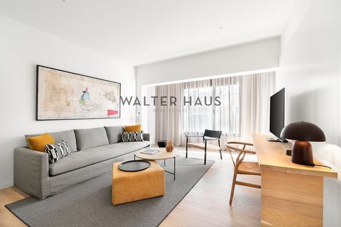 LUJO- ALQUILER DE TEMPORADA- EQUIPADO Y AMUEBLADO Piso de 96 m² con balcón y servicios exclusivos en Barcelona Este luminoso piso de 96 m² está diseñado para ofrecer comodidad y bienestar. Dispone de dos habitaciones dobles, perfectas para garantizar...