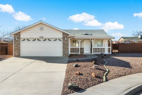 Red Mountain views and room to grow in this lovingly maintained single-family retreat! Positioned at the end of a tranquil cul-de-sac, this three-bedroom home features abundant charm, new flooring throughout, and no HOA. Welcome home to a classic cov...