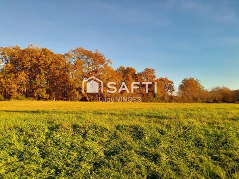 Ce terrain à bâtir de 3494m² se situe sur la commune de Montcléra, à 3km de Cazals, où vous trouverez toutes les commodités; crèche, école, commerces, maison médicale, etc... Le terrain est borné et l'étude de sol, faite. Les réseaux, eau et électriq...