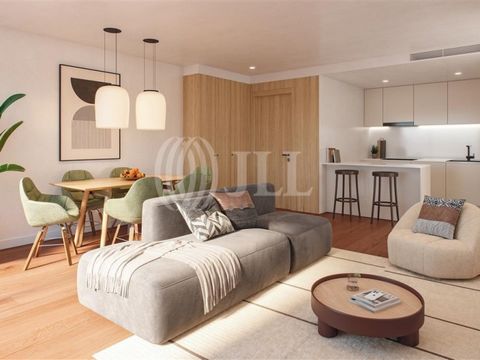 New 2-bedroom apartment, with 98 sqm of gross private area and parking, in the Antas Atrium - 2nd phase condominium, located on Alameda das Antas, Porto. All units feature high-quality finishes and materials, fully equipped kitchens, thermal and acou...