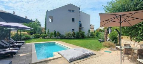 Guest-house with swimming pool in Bale near Rovinj! Close to the center of the village of Bale, this high-quality family apartment house with 3 or more residential units is situated. We proudly present this quality family villa located in an attracti...