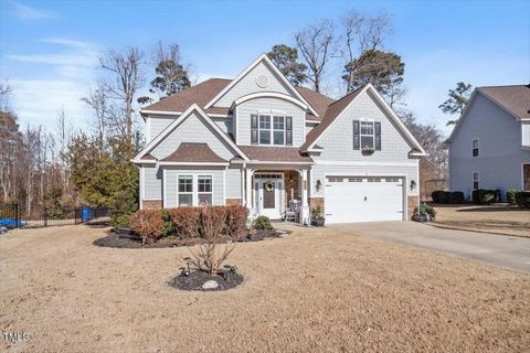 Welcome to 347 Country Mill Way, a stunning home that exudes elegance and charm. As you step inside, you're greeted by a soaring 2-story foyer and study, setting the stage for the home's open, easy living. A spacious Owner's Retreat awaits on the mai...