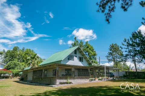 This charming 2-story home for sale in Potrerillos, Dolega, Chiriquí, offers 3+ bedrooms, 2.5 bathrooms, and a spacious, well-maintained property. Located between Boquete and David, just 25 minutes from David and 30-40 minutes from Boquete. Garden an...