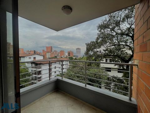 Comfortable and spacious apartment located in the Conquistadores sector, offers us an area of 85 meters, dining room, 3 bedrooms plus a service room, 4 closets, 1 dressing room, 3 bathrooms, integral kitchen, gas network, closed unit with 24-hour doo...