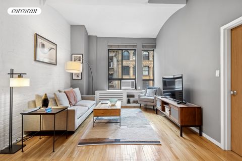 Tranquil loft living in the heart of one of Manhattan's most sought-after locations. Conveniently located where Greenwich Village, Union Square, Noho and the East Village converge, this expansive 1 bedroom, 1 bathroom loft home is not to be missed. E...