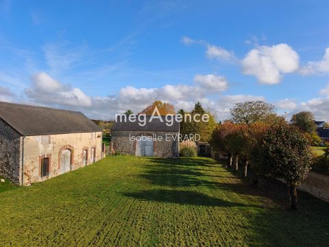 MAISON 2 GRANGES ET TERRAIN 3000 M2
