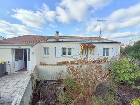 Pavillon 96m2, 3 chambres, grand garage, centre bourg à 500m