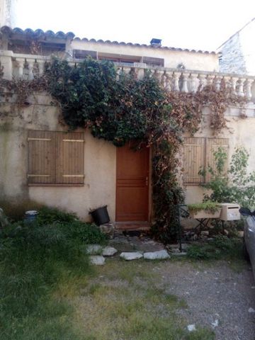 FOR SALE Saint Etienne les Orgues village house currently rented and free commercial premises Located in the city center of this charming village all shops, we offer a stone house currently rented (lease s3 years signed in 2021) living room fireplace...