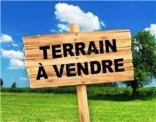 Become the owner of a building plot of 521m2 in the village of Hatrize - beautiful exposure - serviced flat land - box on the property line - builder's freedom - without vis-à-vis - near the A4 motorway and Sainte Marie aux Chênes Price: 80078 € Agen...