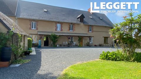 A21669JCO50 - This beautiful property has been brought up to date and offers very comfortable living, with a swimming pool. Situated in the village of Marchesieux, with shops, just 9 kms from Periers, with shops, bars, schools and supermarkets. Train...