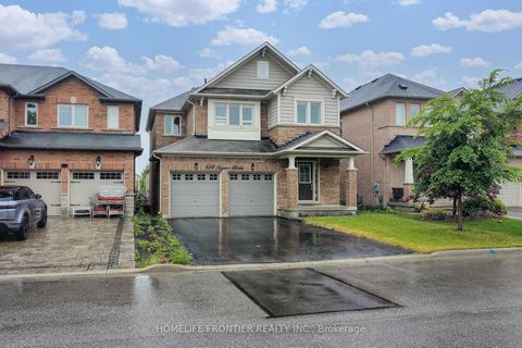 Gorgeous Home Located In Jefferson With Walk-Out Basement And Deck. Bright And Spacious 4 Bedroom, 2 Storey Detached With Double Car Garage. Large Living Room And Dining/Family Room. Well-maintained and Close To Many Schools, Parks, Trails, Groceries...