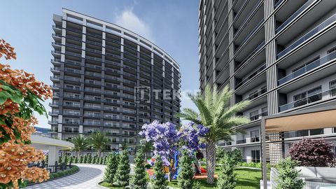 Newly-Built Flats Near the Sea in Tömük Mersin The newly-built flats are situated in a developed complex in Tömük, Mersin. Mersin is growing to become one of the most important Mediterranean cities in Turkey. It offers an ideal climate, a beautiful c...