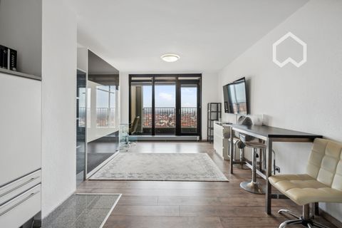 Unique and exclusive for city lovers! The prominent Bredero high-rise building at the end of the Lister Meile opposite Hanover's main railway station is located in the heart of Hanover's city center. From the 20th floor, the north-east-facing loggia ...