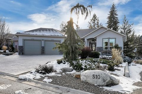 Welcome to life in the Upper Mission- the prime location for spacious family living! This stunning property boasts 5 beds + den and 4 baths, making it a quintessential retreat for those seeking comfort and luxury without sacrificing square footage. T...