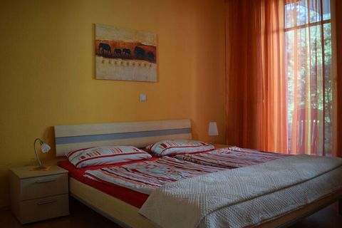 Our holiday apartment SEEMÖWE is centrally located yet in a quiet location. You can reach the beach and the town center in just a few minutes (each approx. 250 m). The holiday apartment is on the ground floor, is 66 m² in size and has: Living/dining ...