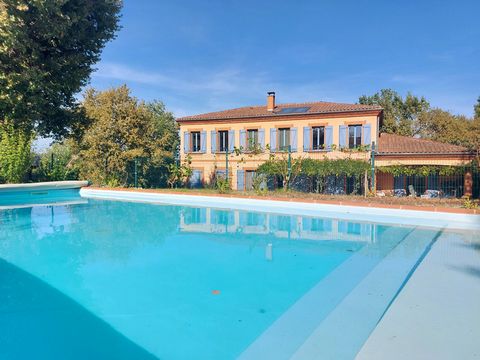 Dpt Tarn et Garonne (82), à vendre MONTAUBAN maison P7 de 240 m² - Terrain de 2 000,00 m² avec piscine et sous sol