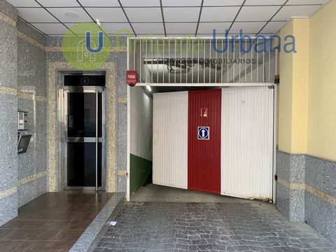 Parkeerplaats te koop in de kelder, in Torrellano (Elche) vlakbij de luchthaven Alicante-Elche en het \