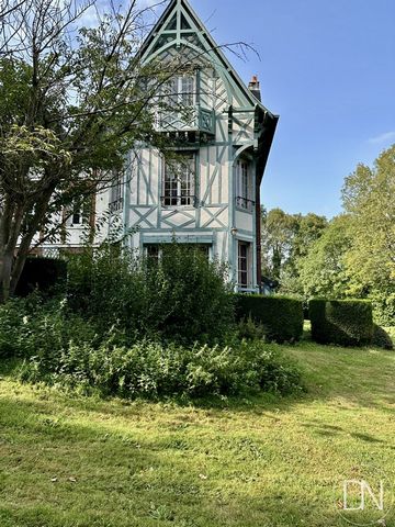 15 minutes from Rouen-centre, elegant Anglo-Norman villa with 3 rehabilitatable outbuildings on 8772 m2 of land, Seine-Maritime (76), for sale. Located in a small village 12 km from the city centre of Rouen, this elegant Anglo-Norman villa, built aro...