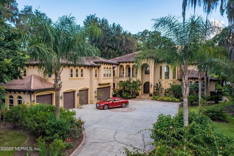 Mediterranean Luxury Riverfront Estate, a private gated St Johns River Estate built on 1.43 acres is a slice of paradise offering resort style amenities designed for entertaining. Custom built to perfection spanning over 6268 sqft 5-bedroom, 8 bath e...