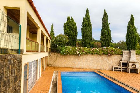 WITH PRIVILEGED LOCATION in Ponte de Lima, One of the Most Beautiful and Old Towns in Portugal in the district of Viana do Castelo. It is in this magnificent region that this property is located, which ALREADY HAS A LIFETIME LICENSE FOR A TOURISM ENT...