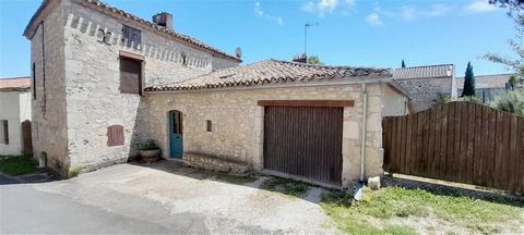 Beautiful location for this rather unusual character house, with a south-facing swimming pool overlooking the valley. With several independent entrances, it has the potential to be partly rented out as a gîte or chambres d'hôtes. Approx. 214 m², it c...