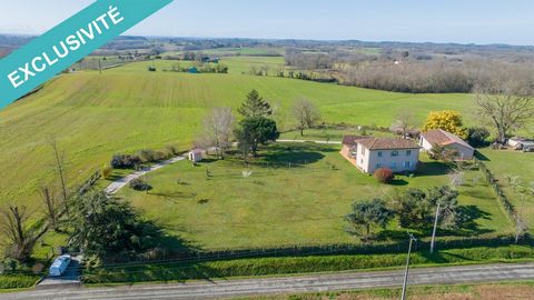 Come and discover this property in magnificent grounds in the middle of the Gers countryside, less than 5 minutes from the centre of Nogaro and all its amenities. This house, built in the 90s, will seduce you with its quality features and spacious ro...