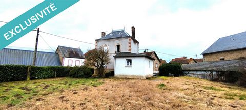 In a quiet village 5 minutes from Aubusson, 70m2 house with land. On the ground floor, room with fireplace, kitchen, bedroom 