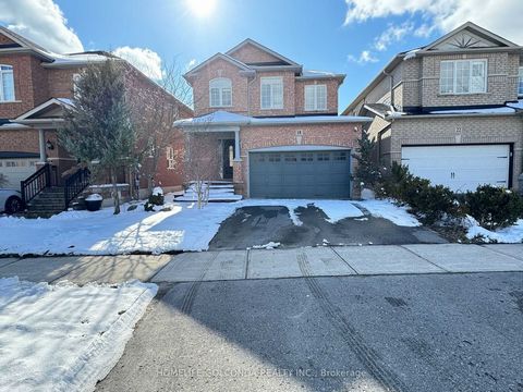 Beautiful And Spacious 3 Bedrooms Detached House Located At The Bayview Meadow, great layout, S/S Appliances, Close To Shops , Schools, Parks, Near Hwy404, Go Station.