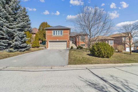 Welcome to this beautifully sun-filled raised bungalow 3+2 bedrooms and a serene backyard oasis on a quiet crescent. This home sits on a premium lot, offering a deep yard with a saltwater pool, creating the perfect retreat for relaxation or entertain...