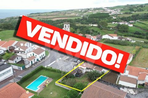 Detached house V3+2, with garage and backyard, with parking next door and easy access to the expressway, quiet location The villa is developed largely on the ground floor, and on the 1st floor there are 2 bedrooms in use. N ordeste is a Portuguese vi...