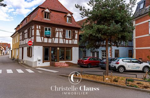 Ideally located in the center of BENFELD, we offer for sale AN ALSATIAN HOUSE of 148m2 of living space spread over 3 levels in very good condition! The room is composed as follows: On the ground floor: a reception area, two offices, a technical room,...