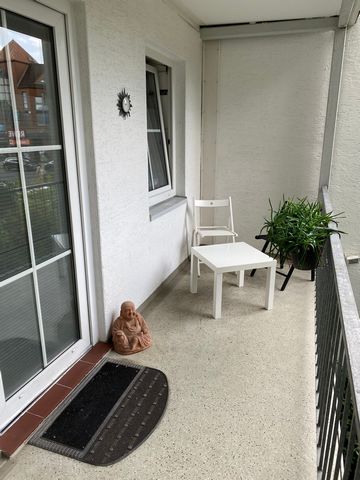 High-quality, bright and fully furnished apartment. Excellent shopping facilities, restaurants, pharmacies and doctors are within walking distance. Bus lines 5, 21, 183, 191, 195, 284, 603. The apartment is ideal for 1 person or a couple. Thanks to t...