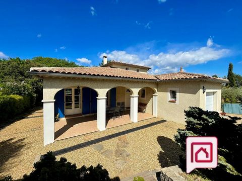 Located in Massillargues Attuech, beautiful family bastide built on enclosed and wooded land of approximately 1700 m2. It is composed on the ground floor, of a large living room with Gard stone fireplace opening onto an equipped kitchen, a pantry wit...