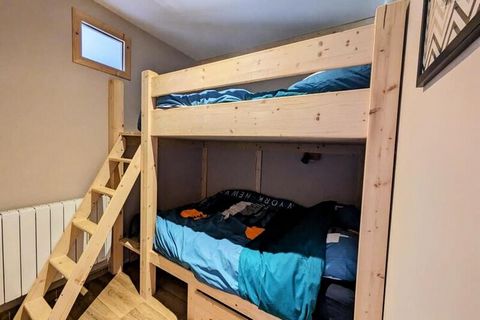 Welkom in dit prachtige appartement in La Féclaz, in het hart van het regionale natuurpark Massif des Bauges. Dit warme en volledig uitgeruste appartement is een oase van rust voor 6 personen. À Bij binnenkomst wordt u direct verleid door de gastvrij...