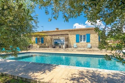 Provence Home, the Luberon real estate agency, is offering for sale a property near a hamlet in Gordes, in a completely peaceful location with panoramic views. SURROUNDINGS OF THE PROPERTY The property is located near one of the oldest hamlets in Gor...