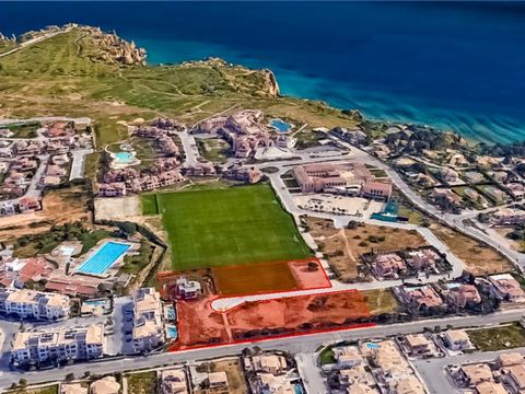 DH presents, These plots contained in one of the most renowned, and exclusive, luxury resorts in the Algarve presents a unique opportunity to build your dream home in a privileged location. Located a short distance from the magnificent Porto de Mós b...