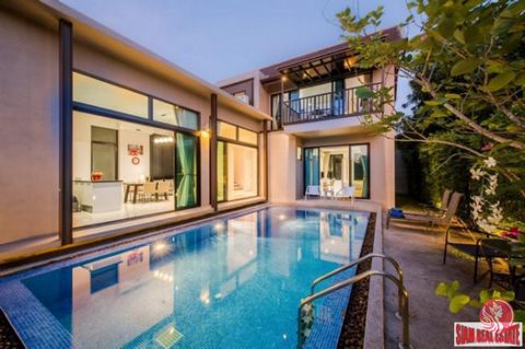 Enjoy the perfect balance of modern and traditional in this new development, just a five minute walk from Bang Tao Beach and the laid-back blend of modern convenience and local color for which its justifiably famous. These villas, 5 of which have bee...