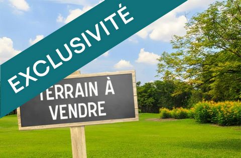 C est un terrain plat de 511m2 à la campagne ,borné, viabilisé et le tout a l égout est raccordé .L étude de sol est aussi réaliser.Ce terrain est a 5 kms de gémozac et de tout ses commerces .A 30 min de royan et 15 min de l autoroute .Veuillez me co...